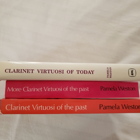 Weston Clarinet Virtuosi Books - Picture 8 of 10